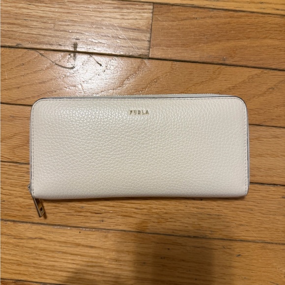 Furla Handbags - Furla Cream Leather Zip Wallet
